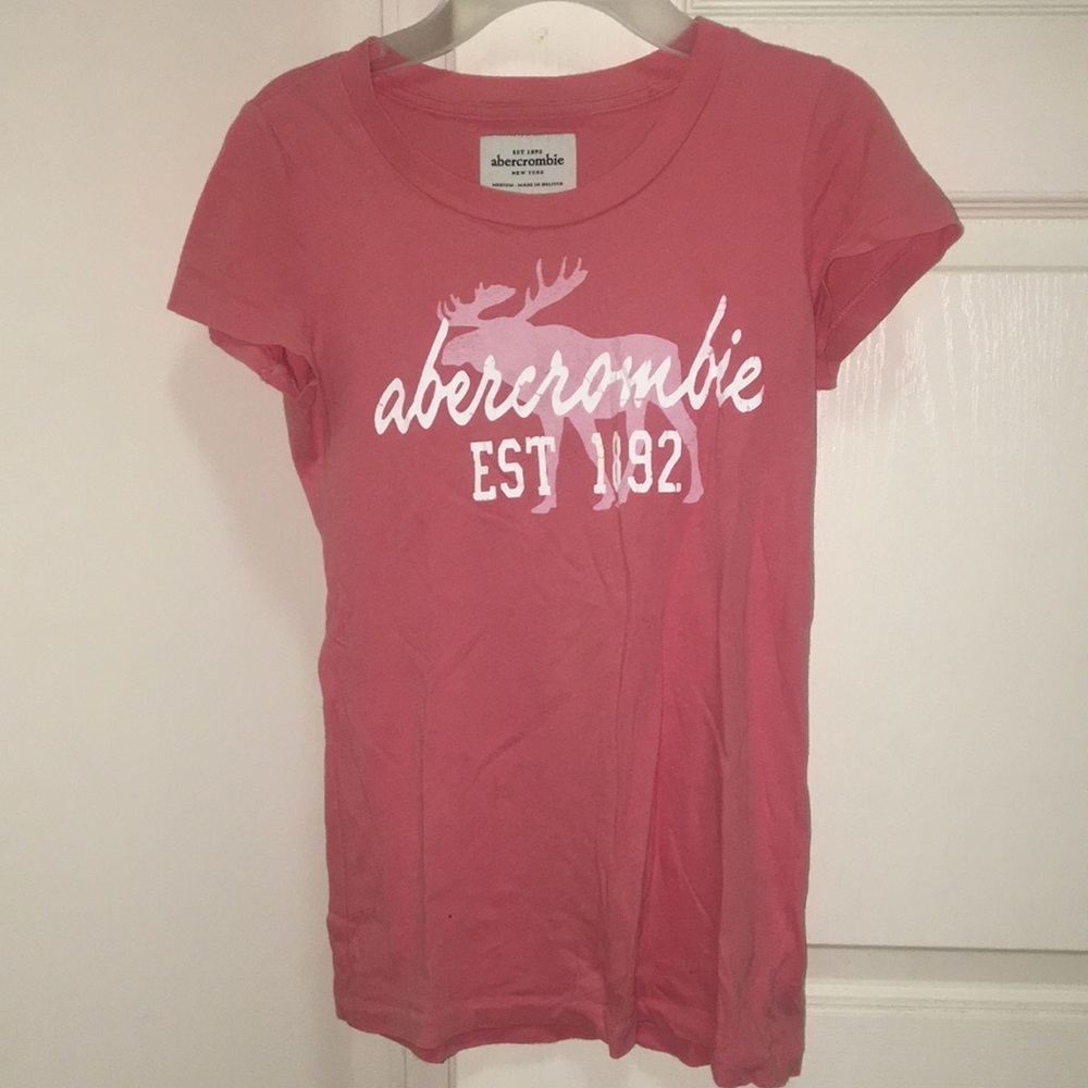 Pink short sleeve shirt